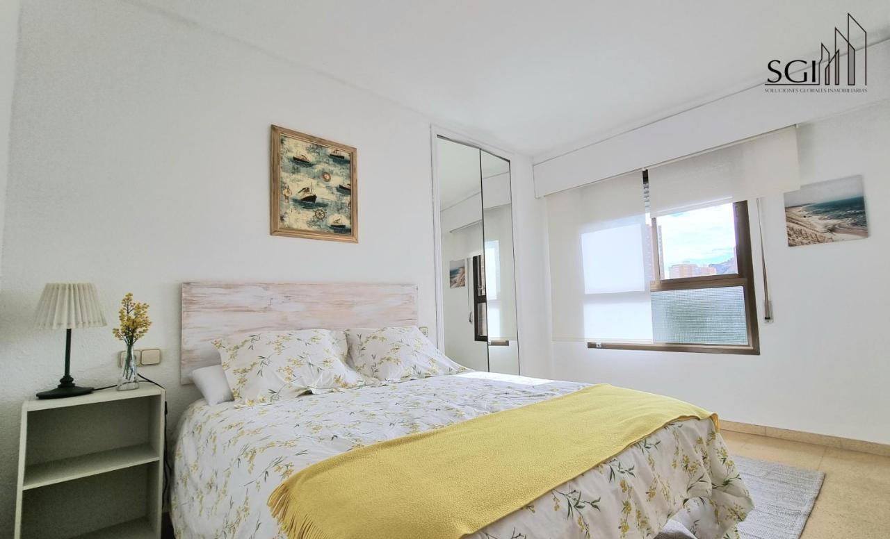 Magnifico Y Acogedor Apartamento- Wifi- A 5 Minutos De La Playa فينيسترات المظهر الخارجي الصورة