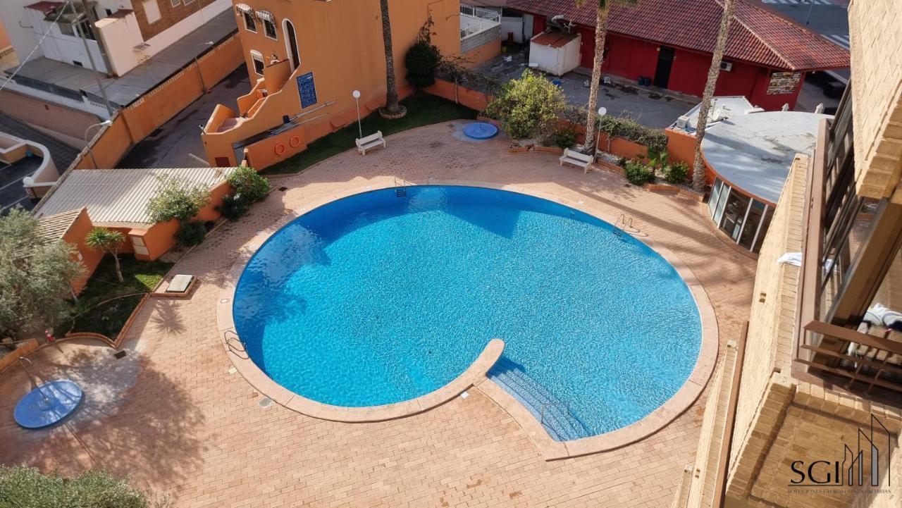 Magnifico Y Acogedor Apartamento- Wifi- A 5 Minutos De La Playa فينيسترات المظهر الخارجي الصورة